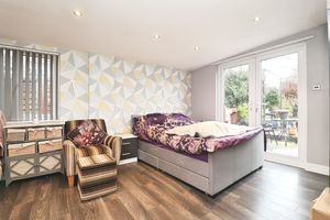 LORDS COTTAGE- click for photo gallery